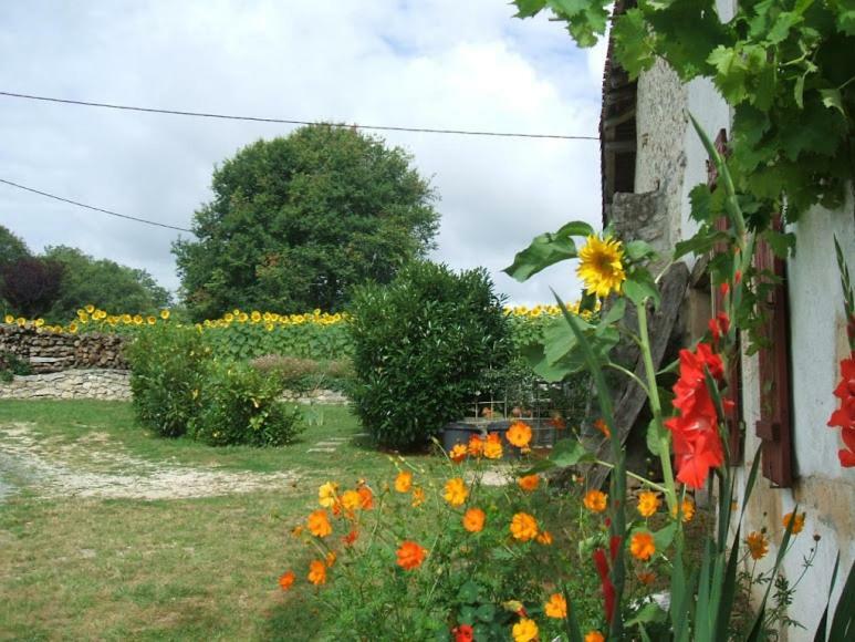 Gite Chez Marot Villa Varaignes Exterior foto